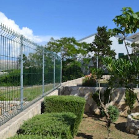 Apartment Lora 帕格 外观 照片
